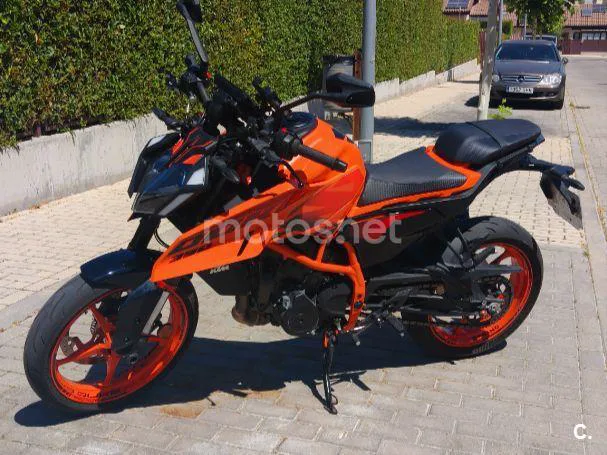 KTM 390 – Vista 4