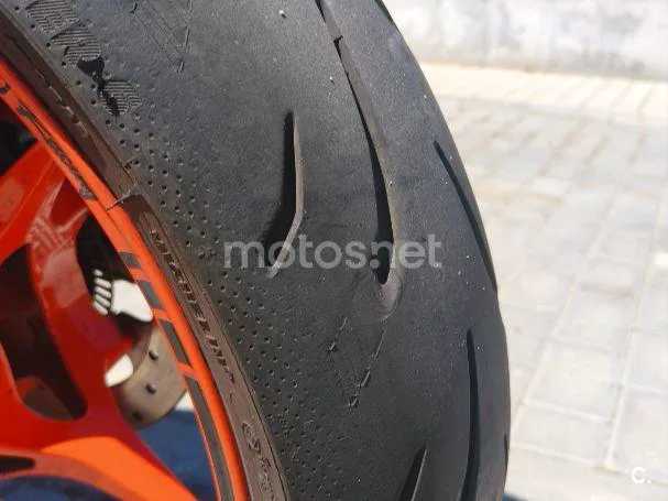 KTM 390 – Vista 5