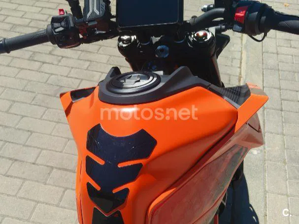 KTM 390 – Vista 10
