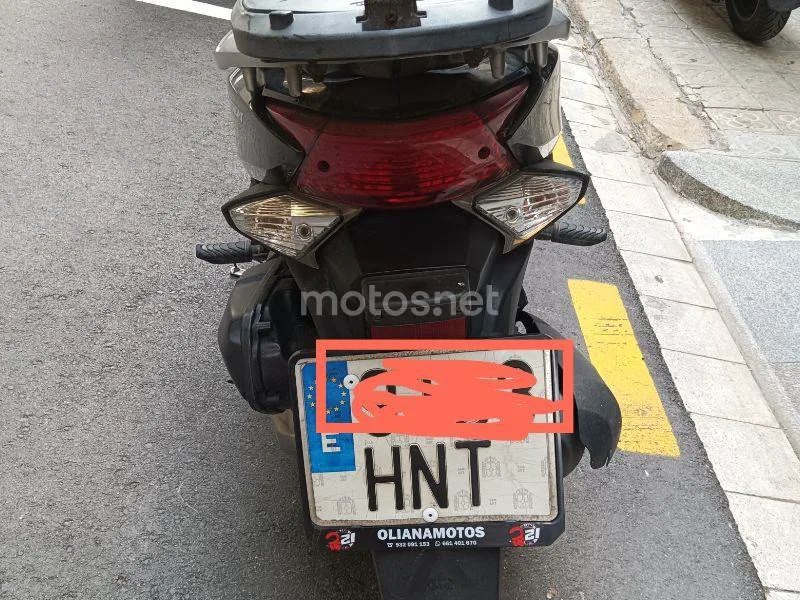 Honda Vision 110 – Vista 3