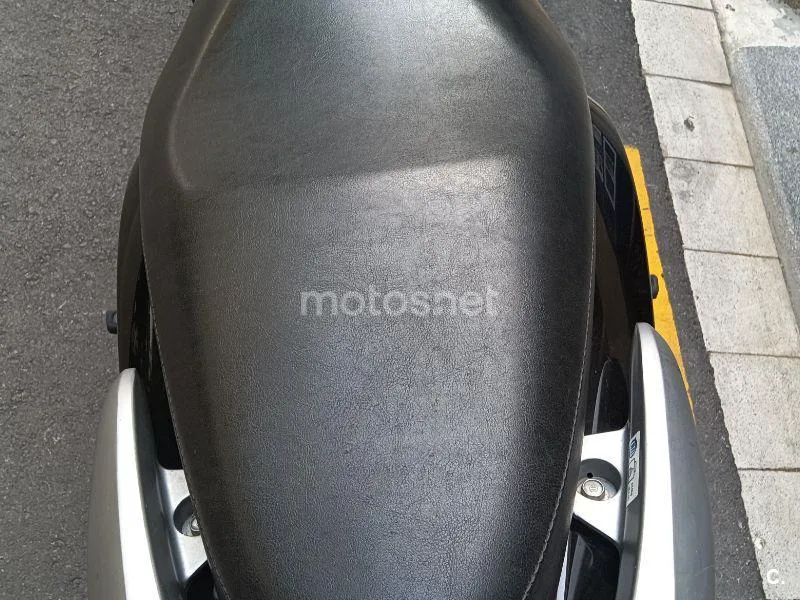 Honda Vision 110 – Vista 4