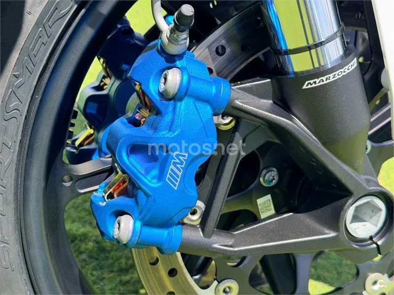 BMW M 1000 XR – Vista 4