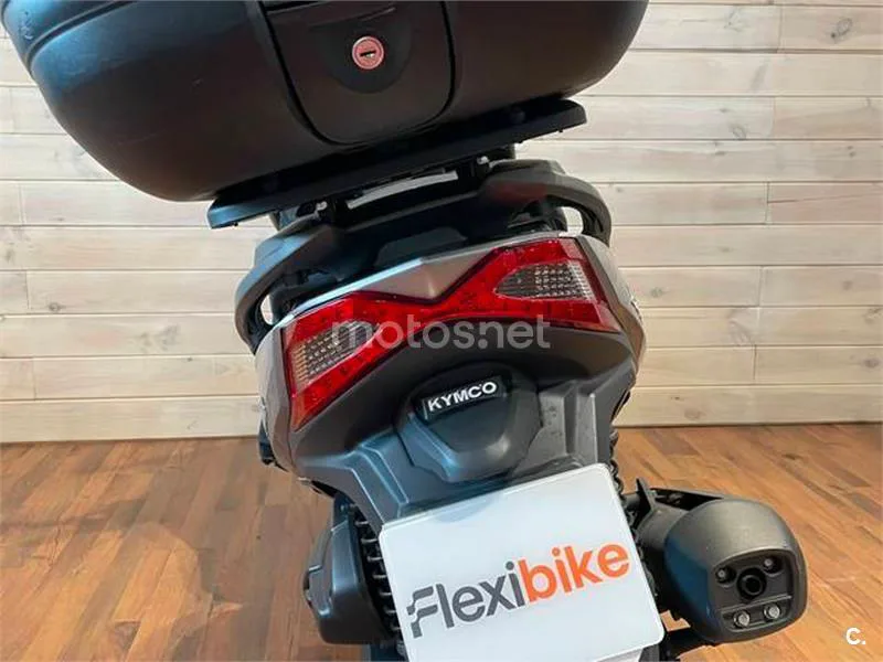 Kymco Grand Dink 125 – Vista 6