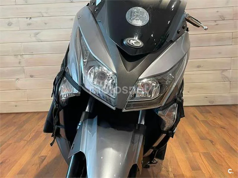 Kymco Grand Dink 125 – Vista 10