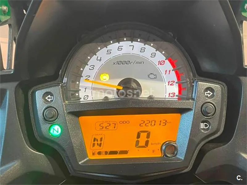 Kawasaki Versys – Vista 13