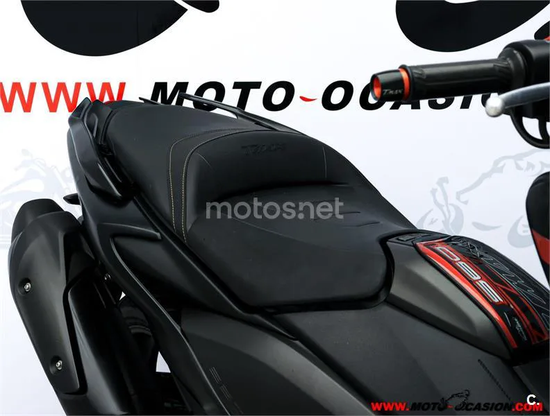 Yamaha TMAX 560 – Vista 11