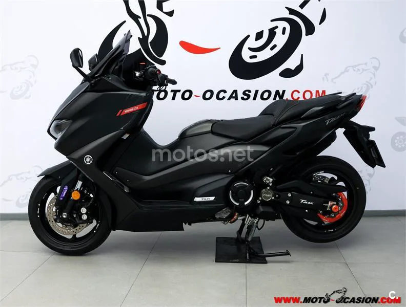 Yamaha TMAX 560 – Vista 7