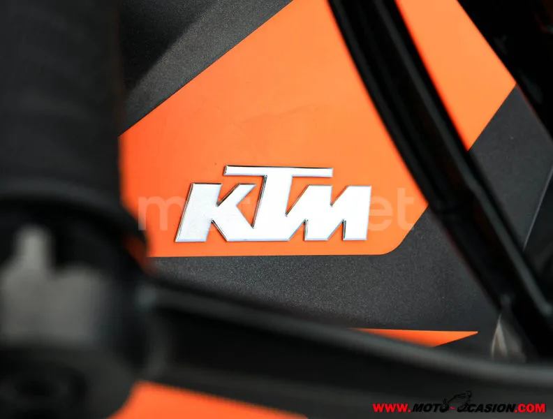 KTM 1290 Super Duke GT – Vista 9
