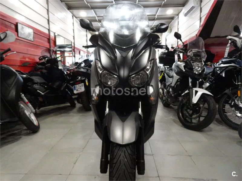 Yamaha XMAX 400 – Vista 4