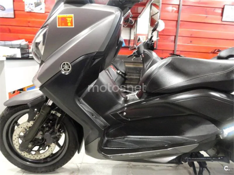 Yamaha XMAX 400 – Vista 5