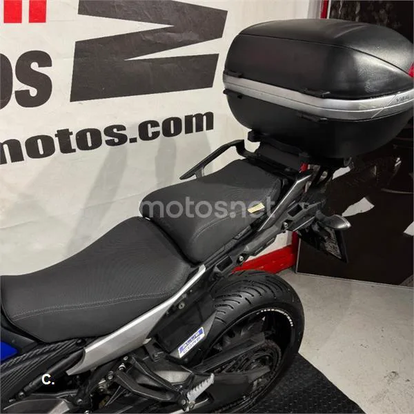 Yamaha MT-09 Tracer – Vista 13