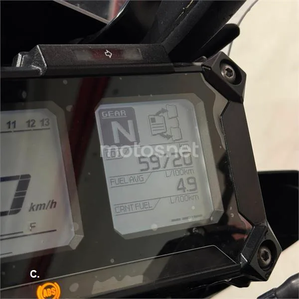 Yamaha MT-09 Tracer – Vista 15