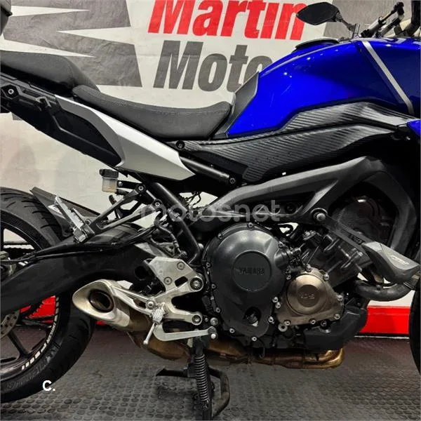 Yamaha MT-09 Tracer – Vista 7