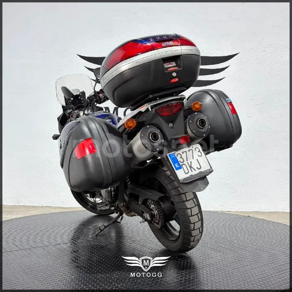 Suzuki V-Strom 1000 – Vista 9