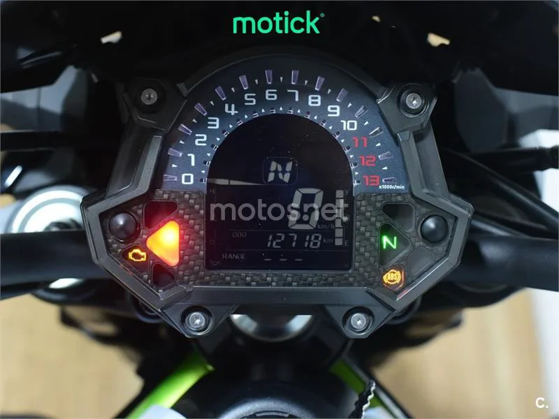 Kawasaki Z900 – Vista 5