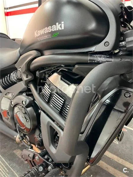 Kawasaki Vulcan S – Vista 19