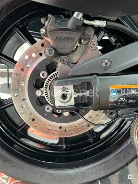 Kawasaki Vulcan S – Vista 28