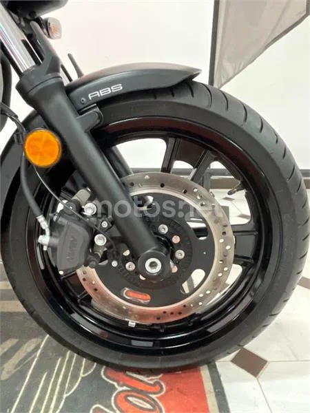 Kawasaki Vulcan S – Vista 32