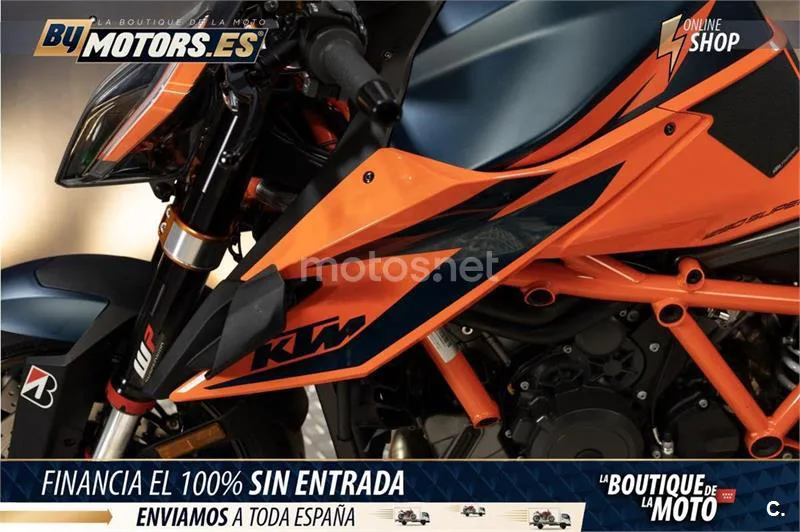 KTM 1290 Super Duke R – Vista 15