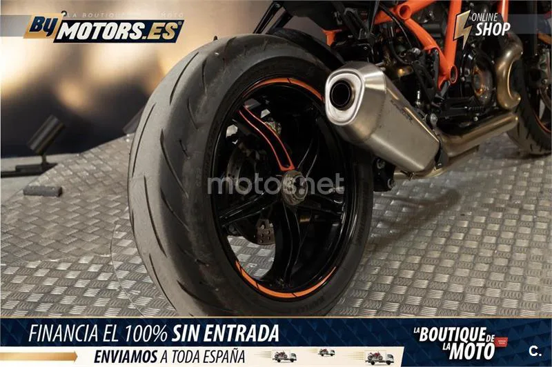 KTM 1290 Super Duke R – Vista 20