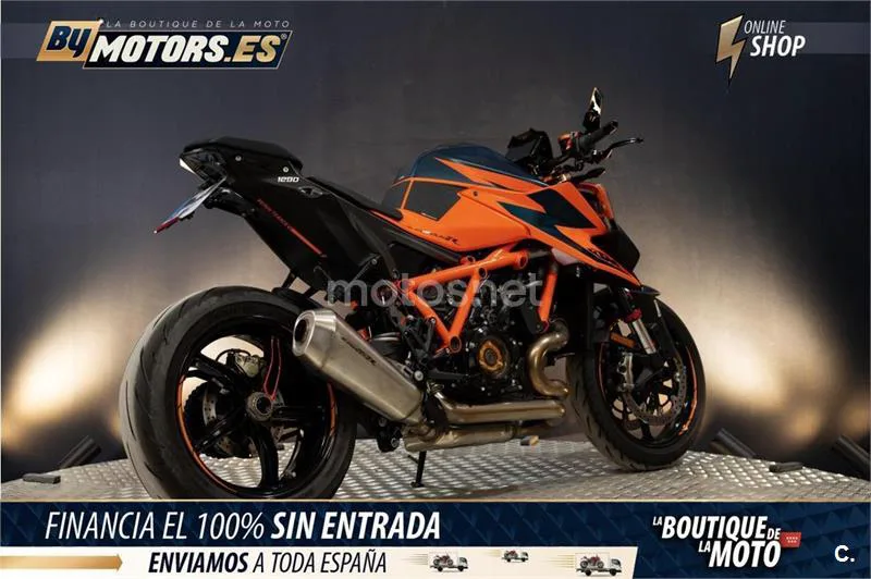 KTM 1290 Super Duke R – Vista 3