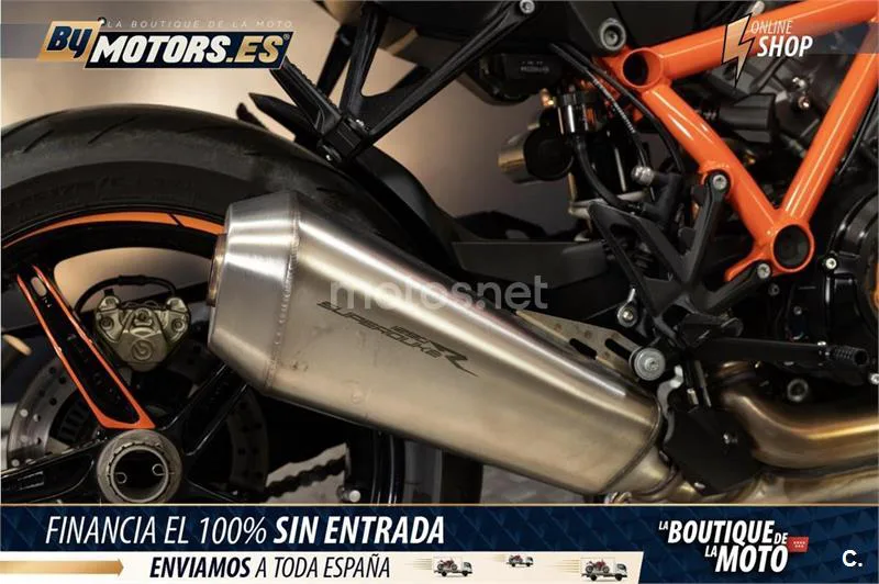 KTM 1290 Super Duke R – Vista 23