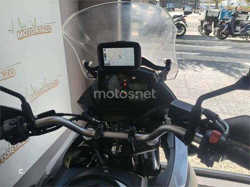 Suzuki V-Strom 650 – Vista 9