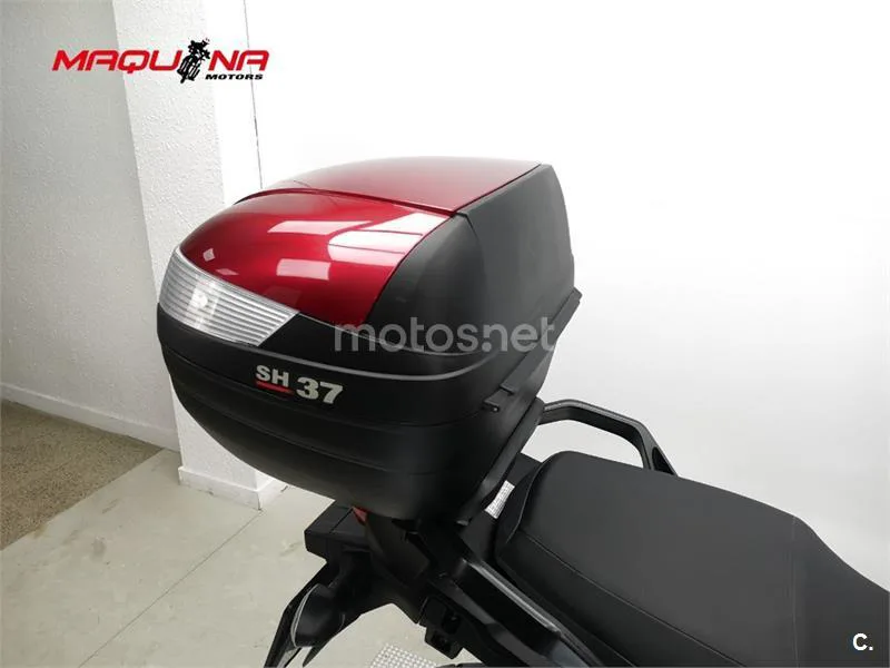 Suzuki V-Strom 650 – Vista 16