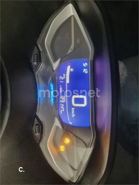 Honda PCX 125 – Vista 17