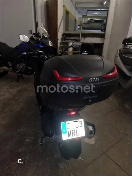 Honda PCX 125 – Vista 3