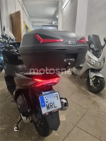 Honda PCX 125 – Vista 5