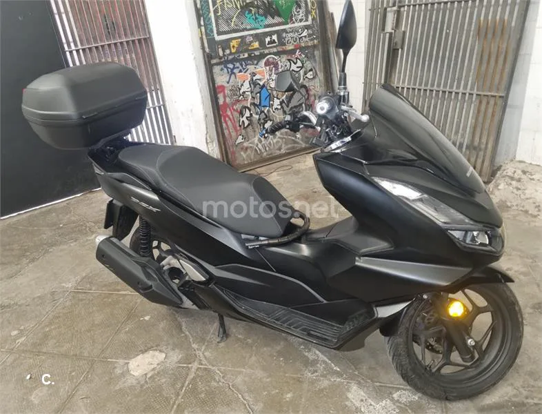 Honda PCX 125 – Vista 6
