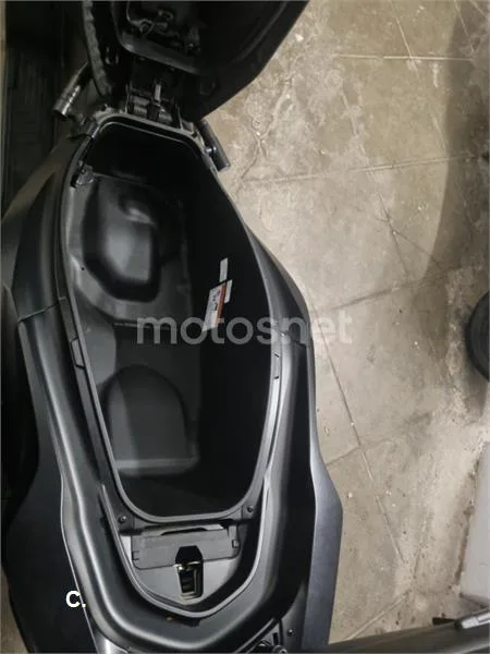 Honda PCX 125 – Vista 7