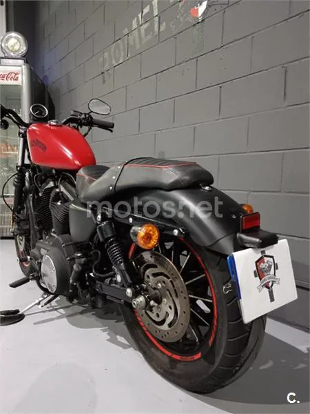 Harley-Davidson Sportster 883 – Vista 11