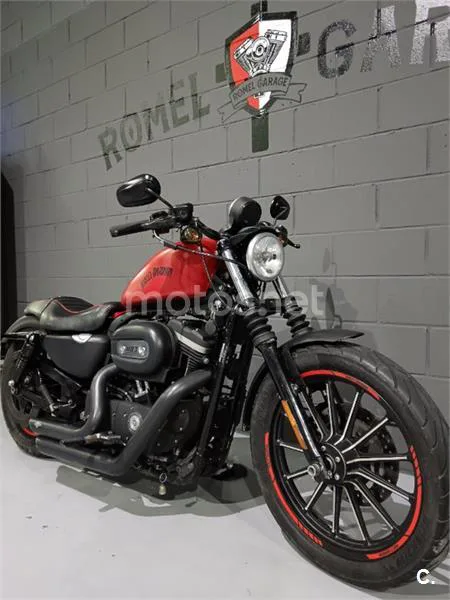Harley-Davidson Sportster 883 – Vista 12