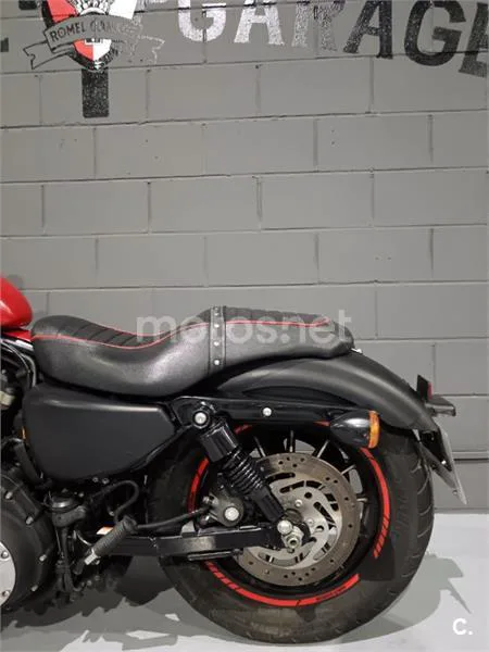 Harley-Davidson Sportster 883 – Vista 8