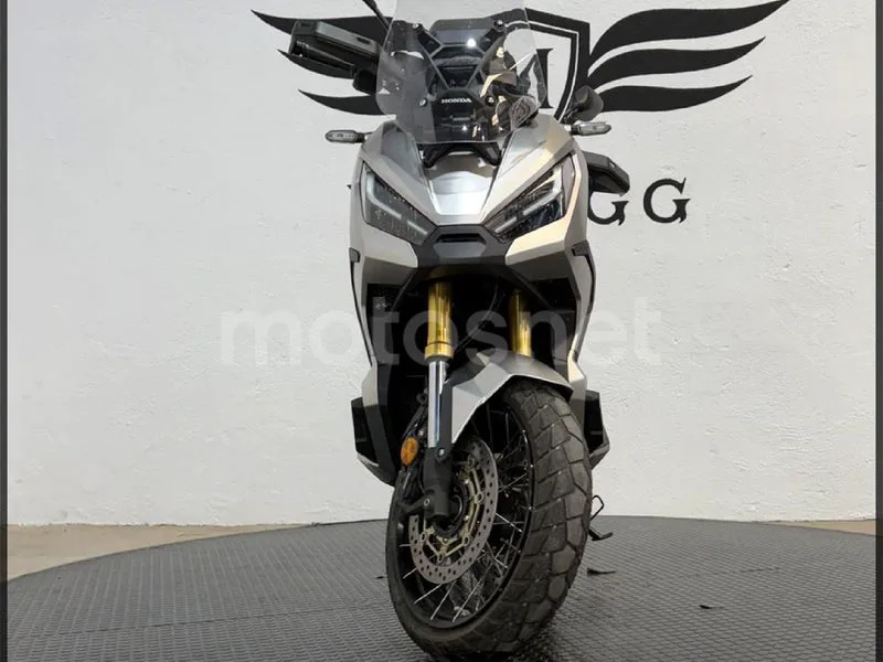Honda X-ADV – Vista 4