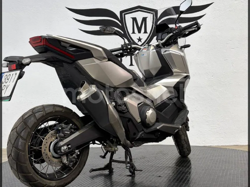 Honda X-ADV – Vista 7