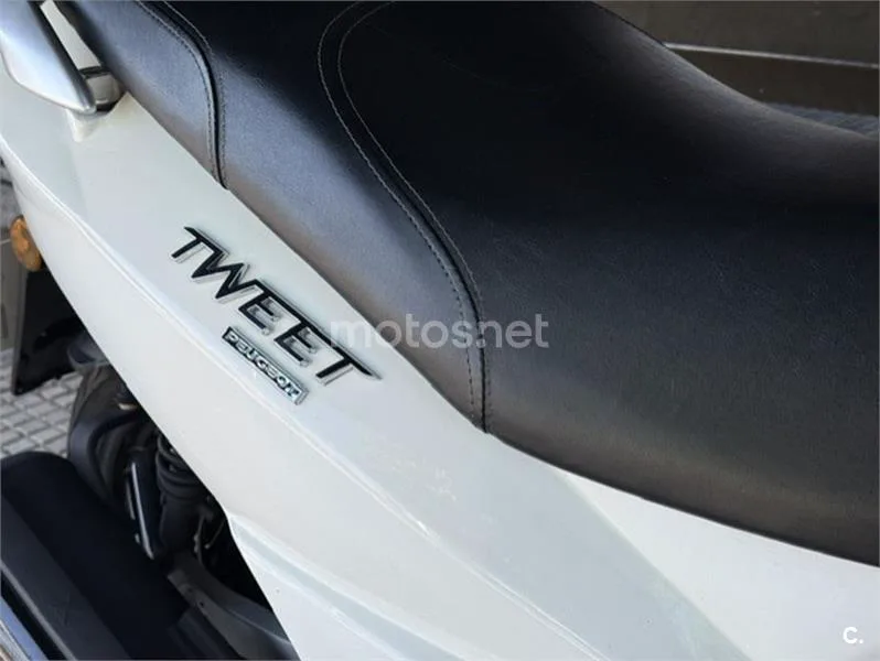 Peugeot Tweet 125 – Vista 3