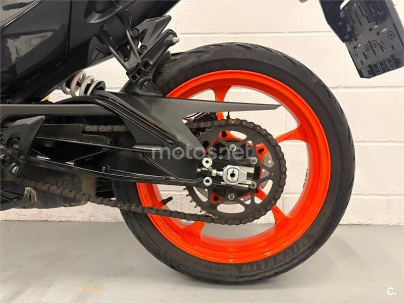 KTM 125 – Vista 12