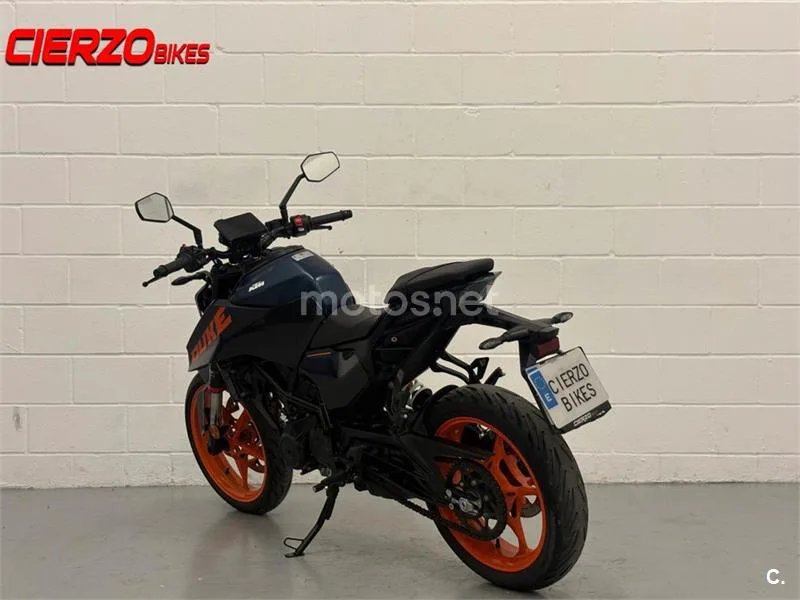 KTM 125 – Vista 4