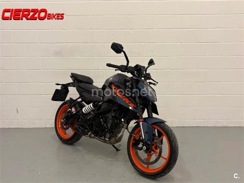KTM 125 – Vista 8