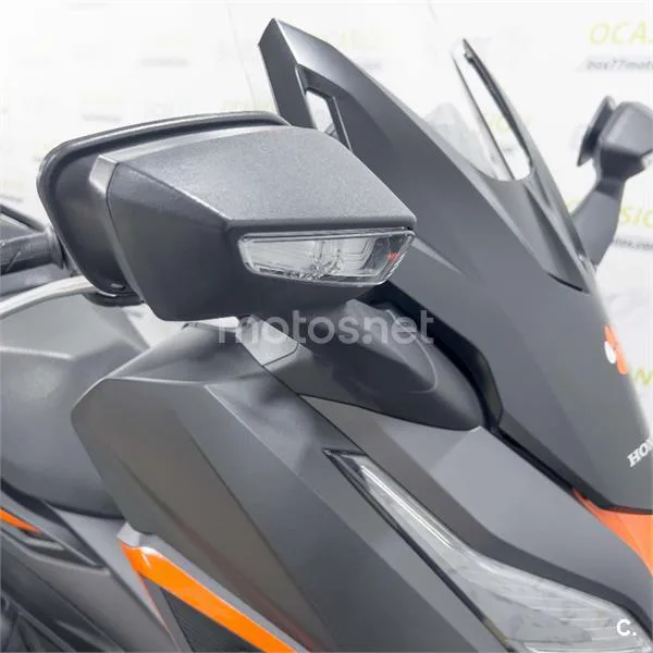 Honda Forza 125 – Vista 20