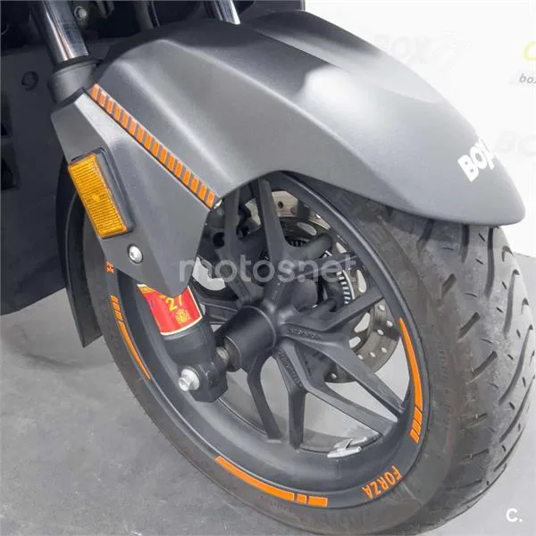 Honda Forza 125 – Vista 21