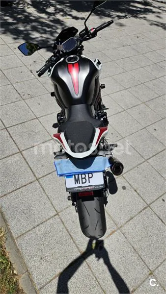 Kawasaki Z900 – Vista 6