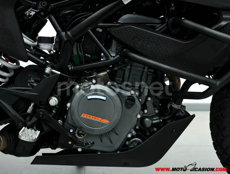 KTM 390 – Vista 5