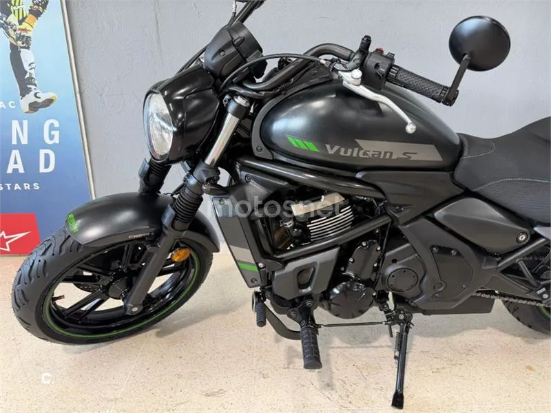 Kawasaki Vulcan S – Vista 7