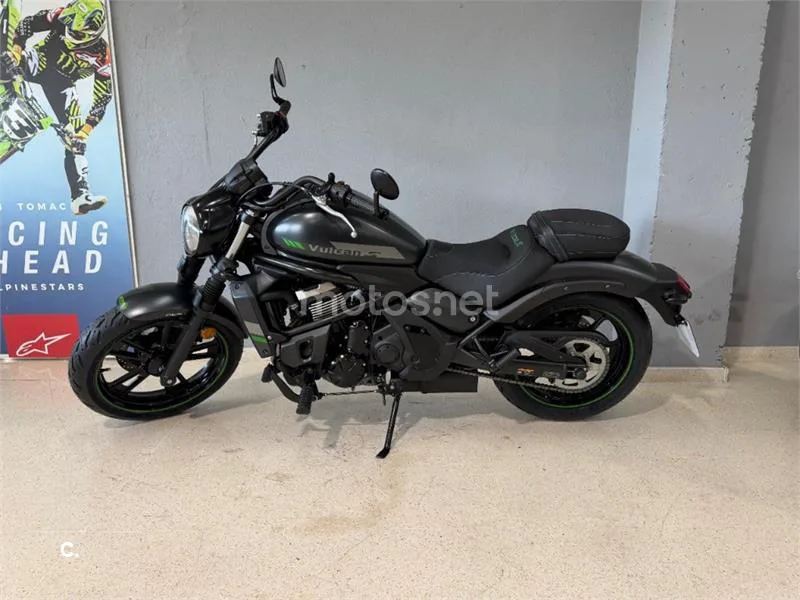 Kawasaki Vulcan S – Vista 8
