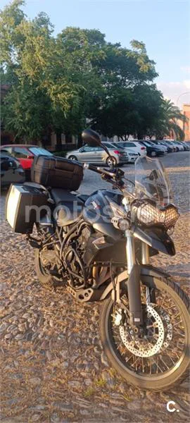 Triumph Tiger 800 XC – Vista 3