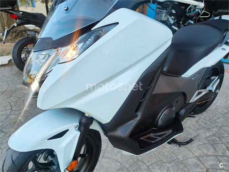 Honda Integra – Vista 11